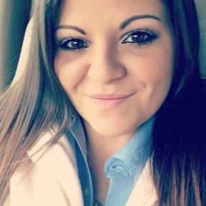 Meet your Posher, Danuelle